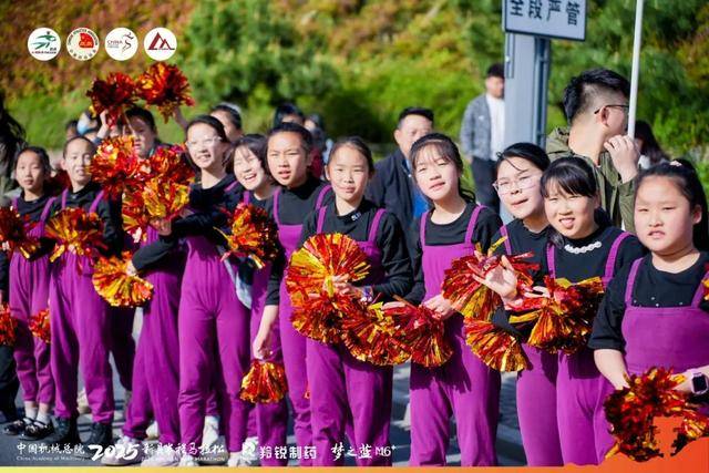 星空体育入口官网-年轻选手勇夺桂冠，彰显中国实力